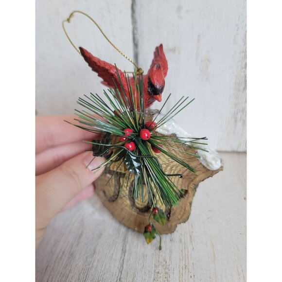 Red cardinal tree stump Joy mistletoe ornament Xmas - Picture 3 of 7